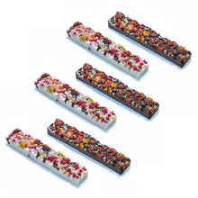 Load image into Gallery viewer, DOGGY GOCCIA BERRY & LIVER BAR pack of 6 decadent dog treats with dried berries and beef liver.