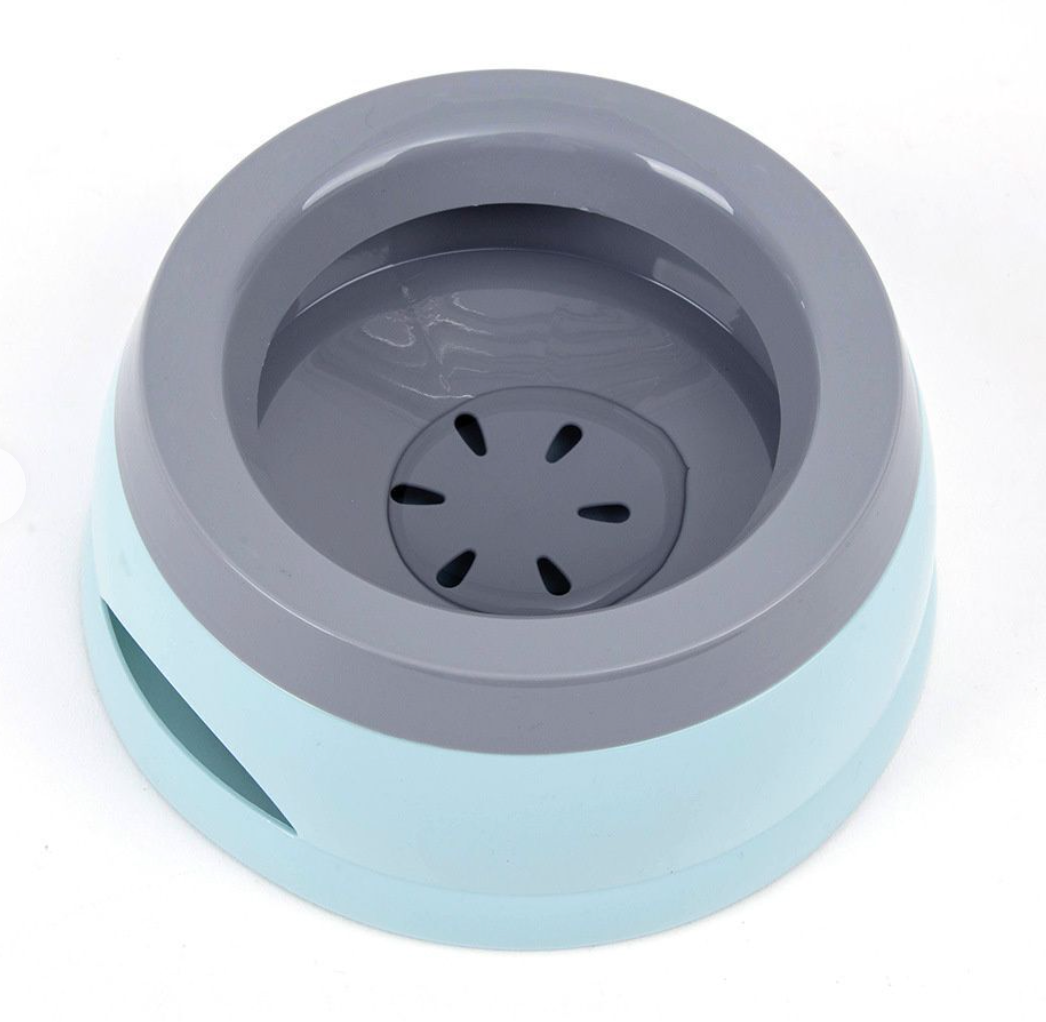 NO SPILLS TRAVEL WATER BOWL