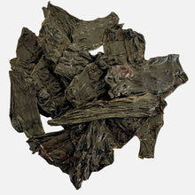 Load image into Gallery viewer, DEHYDRATED EMU LIVER pieces for dogs, nutritious raw food treat in resealable pack.
